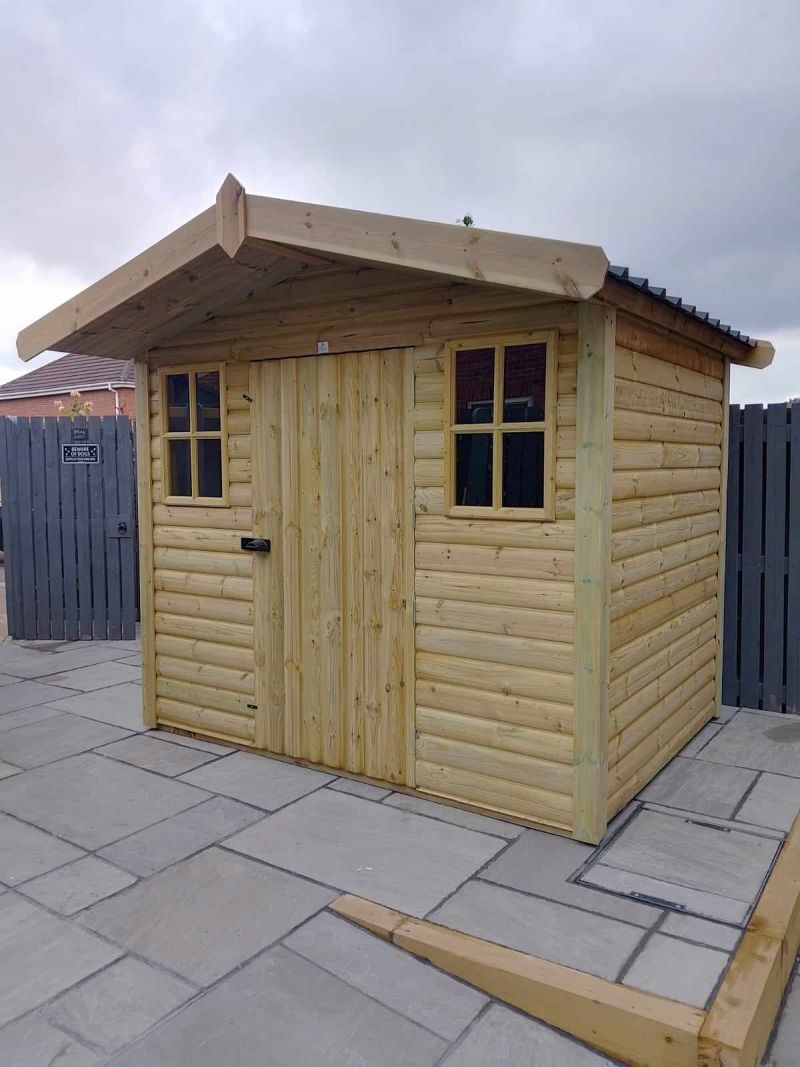 Premium Derwent Cottage Summerhouse with 20mm log lap cladding